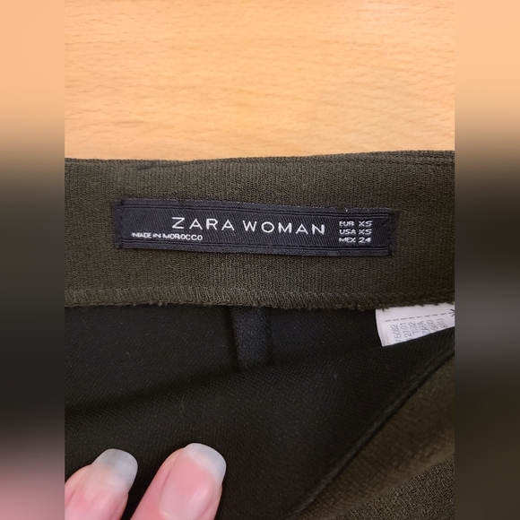 Beautiful classy Zara skirt - Picture 2 of 14